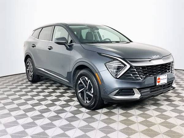 Kia Sportage Hybrid with VIN: KNDPUCDG0R7137276