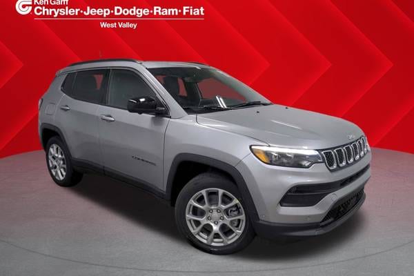 2024 Jeep Compass Latitude Lux