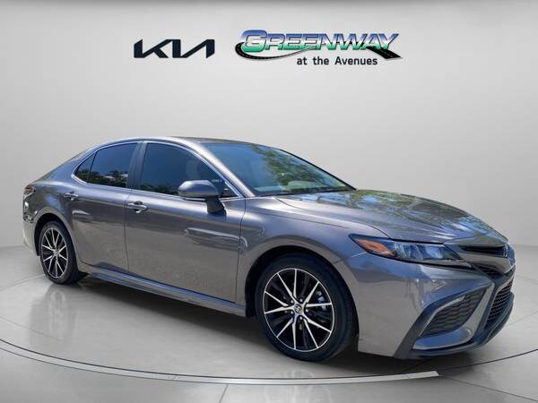 Toyota Camry with VIN: 4T1G11AK1PU788402