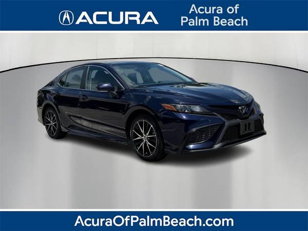 Toyota Camry with VIN: 4T1G11AK9NU075843