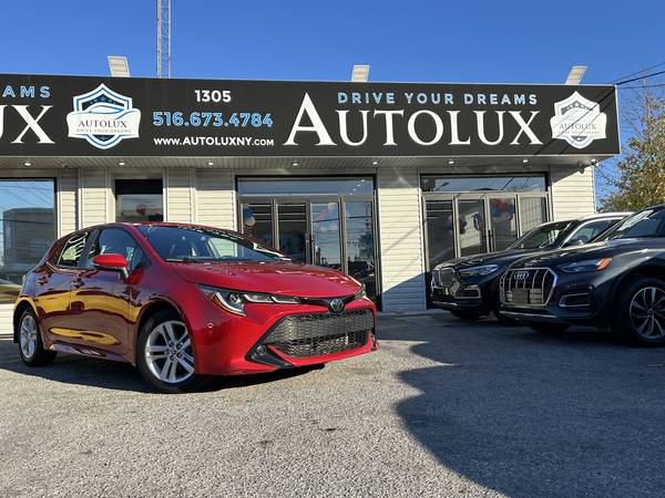 Toyota Corolla Hatchback with VIN: JTND4MBEXM3138800