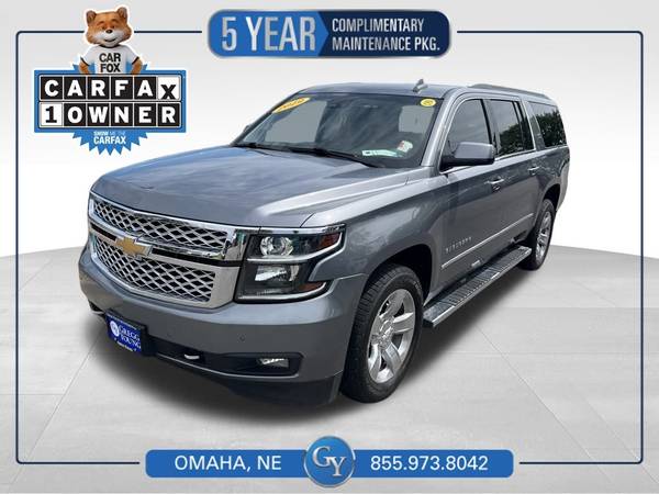 Chevrolet Suburban with VIN: 1GNSKHKC1KR360490