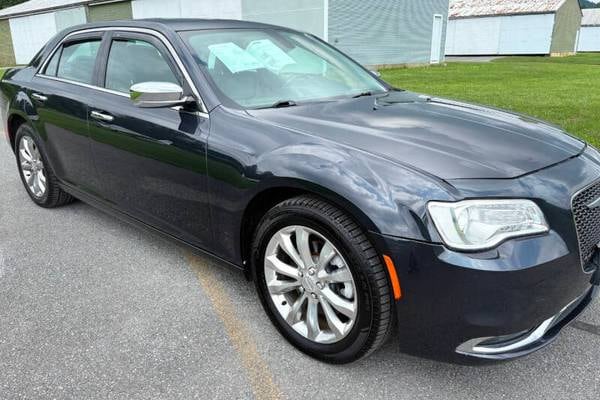 2016 Chrysler 300 C