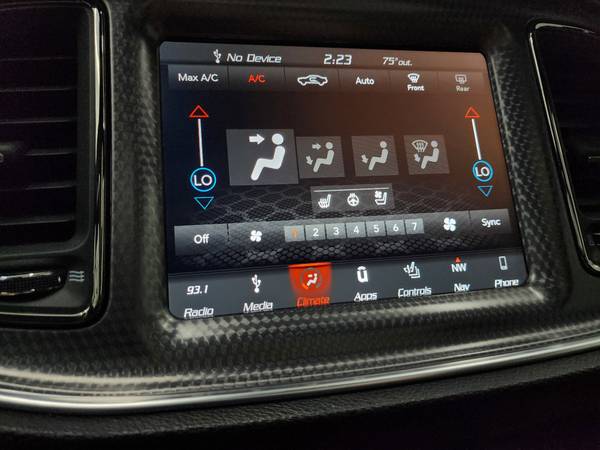 Dodge Challenger with VIN: 2C3CDZL99KH680449