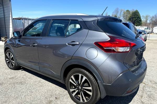 2020 Nissan Kicks SV Hatchback