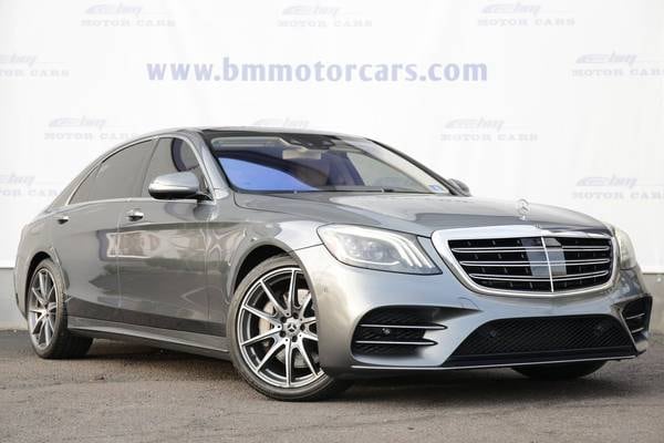 Mercedes-Benz S-Class with VIN: WDDUG6GB2JA348794
