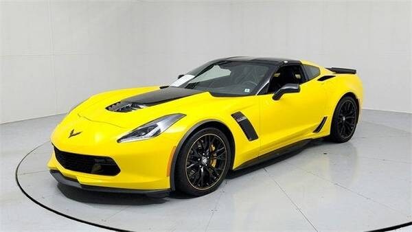 Chevrolet Corvette with VIN: 1G1YS2D60J5600473