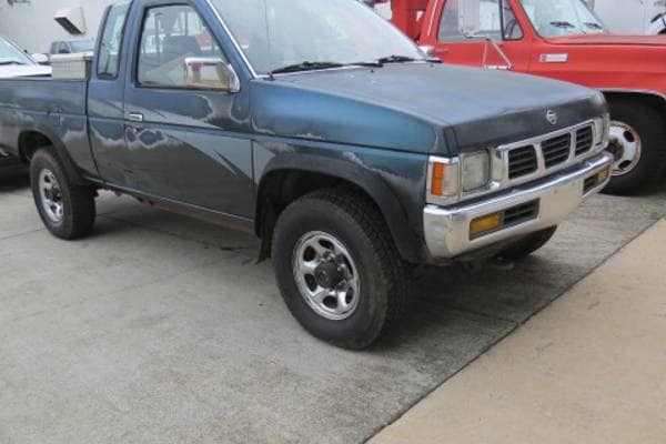 1994 Nissan Truck XE  Extended Cab
