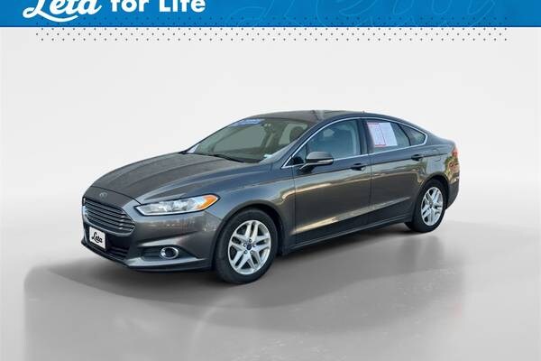 2016 Ford Fusion SE