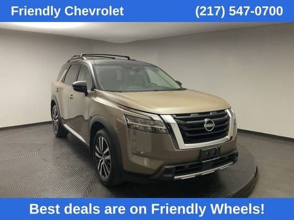 Nissan Pathfinder with VIN: 5N1DR3DK6PC207078