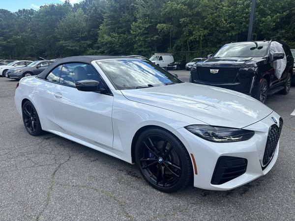 BMW 4 Series with VIN: WBA53AT08NCJ42050