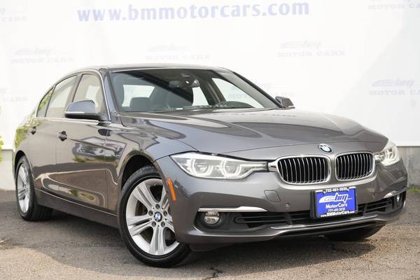 BMW 3 Series with VIN: WBA8B9C56JEE81482
