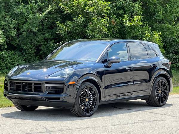 Porsche Cayenne with VIN: WP1AF2AY8PDA20114