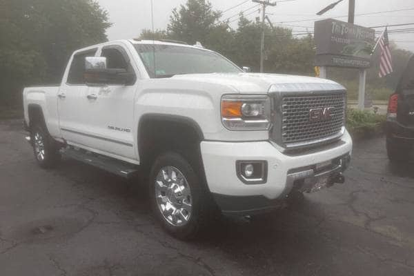 2016 GMC Sierra 2500HD Denali Diesel Crew Cab