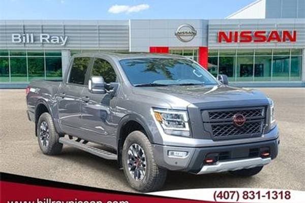 2024 Nissan Titan PRO-4X Crew Cab