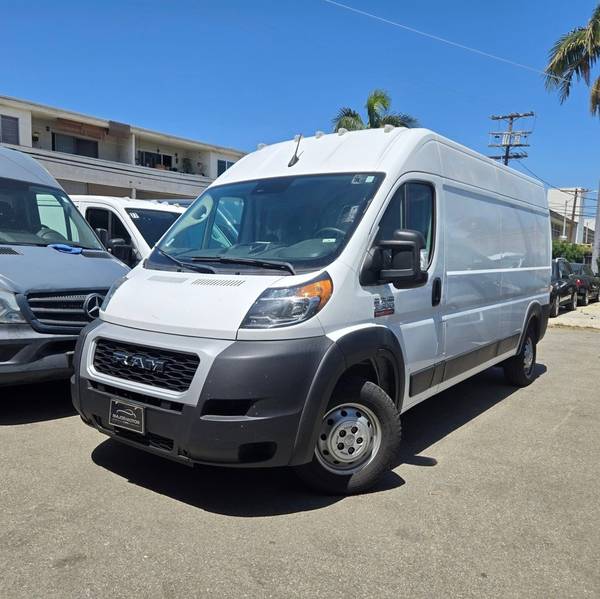 Ram ProMaster Cargo Van with VIN: 3C6LRVDG4NE110661