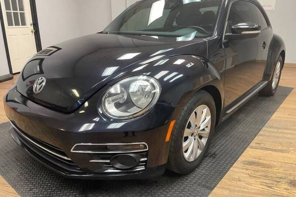 2019 Volkswagen Beetle 2.0T S Hatchback