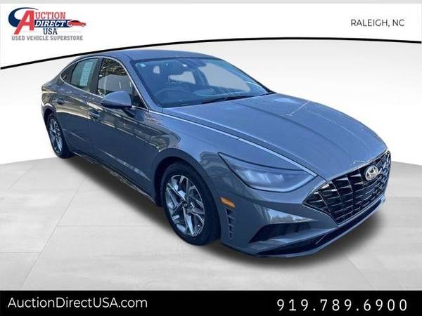 Hyundai Sonata with VIN: 5NPEL4JA1MH114478