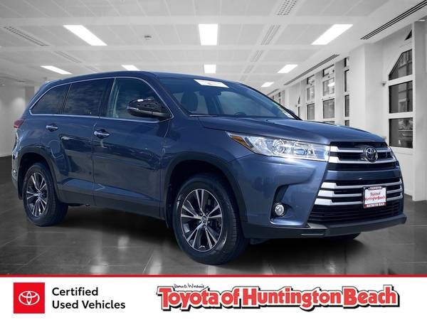 Toyota Highlander with VIN: 5TDZZRFHXKS365221