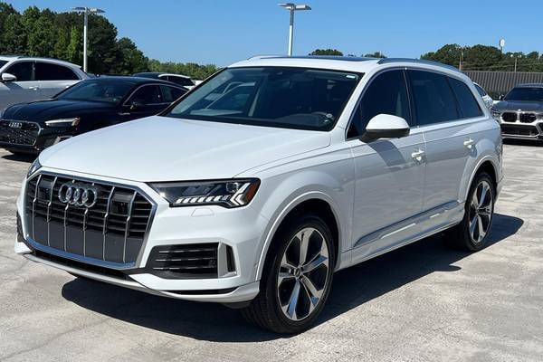 2024 Audi Q7 Premium Plus