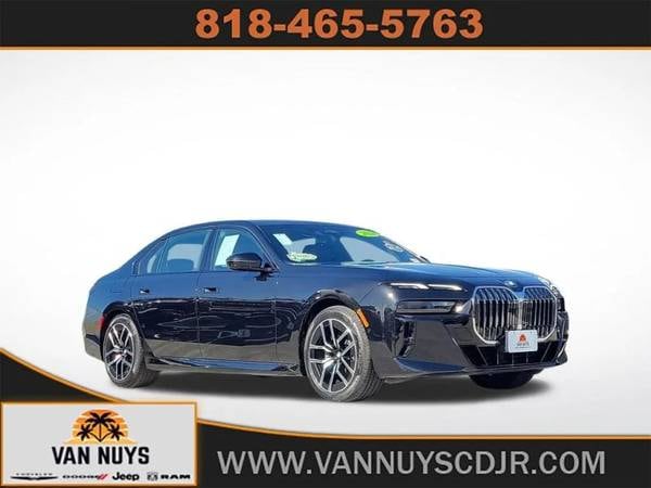 BMW 7 Series with VIN: WBA33EH03RCS09327