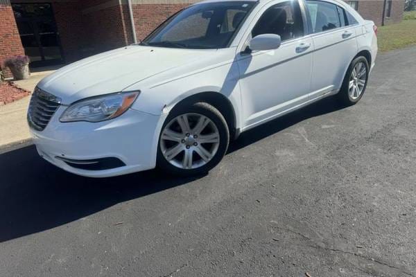 2013 Chrysler 200 LX