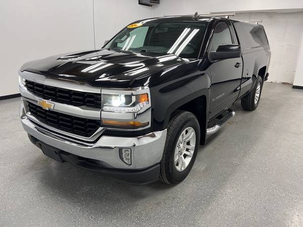 Chevrolet Silverado 1500 with VIN: 1GCNKREC3JZ131377
