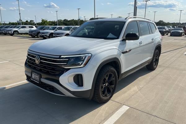 2024 Volkswagen Atlas Peak Edition SEL