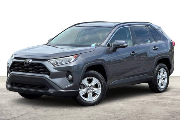 Toyota RAV4 with VIN: 2T3P1RFV1KW064579