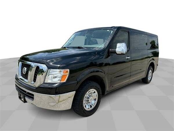 Nissan NV Passenger with VIN: 5BZBF0AA4LN850252