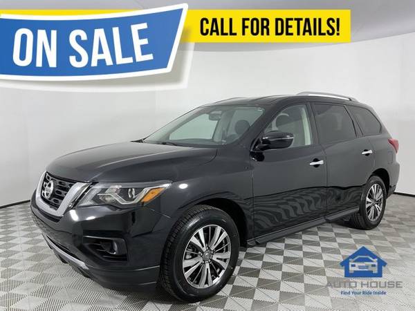 Nissan Pathfinder with VIN: 5N1DR2BM8LC616935