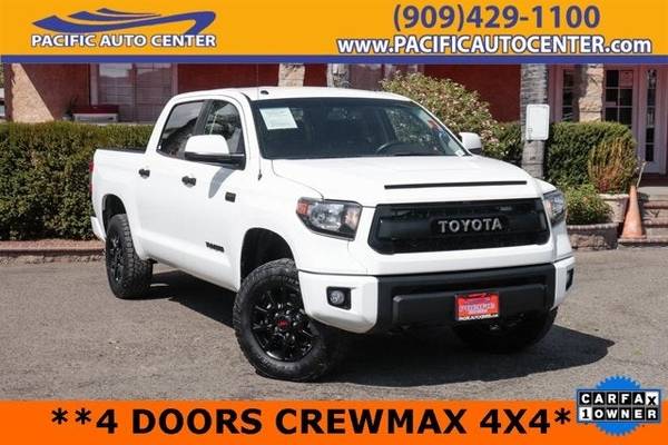 Toyota Tundra with VIN: 5TFDY5F11HX671669