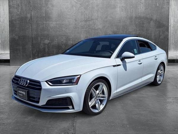 Audi A5 with VIN: WAUENCF54JA067267