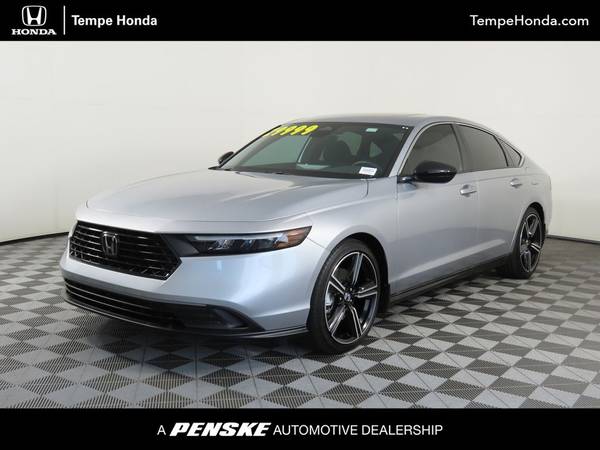 Honda Accord with VIN: 1HGCY2F59RA052370