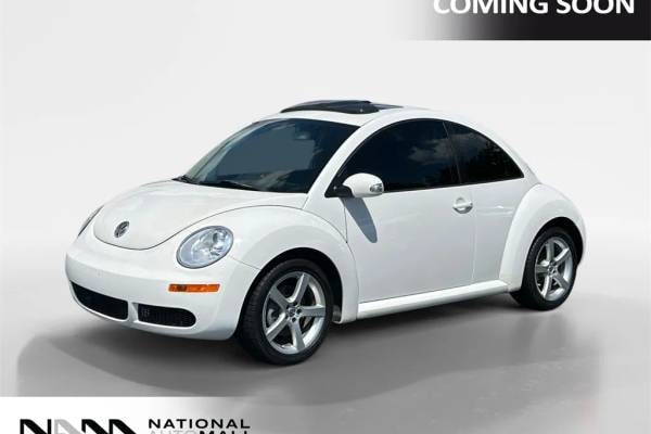 2009 Volkswagen New Beetle 2.5L PZEV Hatchback