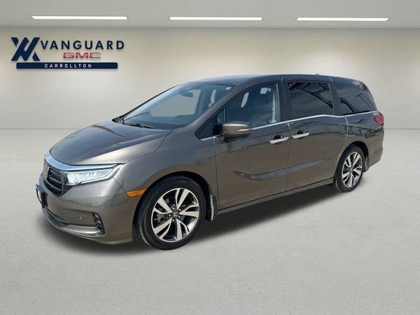 Honda Odyssey with VIN: 5FNRL6H82PB017048