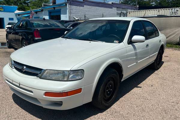 1999 Nissan Maxima GLE