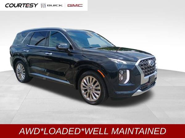 Hyundai Palisade with VIN: KM8R5DHE3LU068270