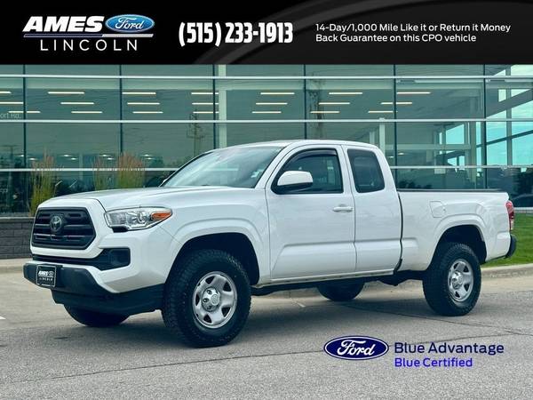 Toyota Tacoma with VIN: 5TFRX5GNXJX123704