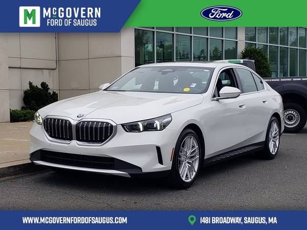 BMW 5 Series with VIN: WBA53FJ06RCS09489