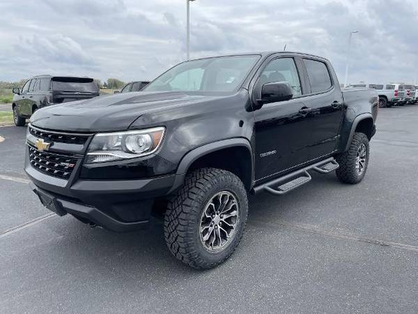 Chevrolet Colorado with VIN: 1GCGTEEN5J1150513