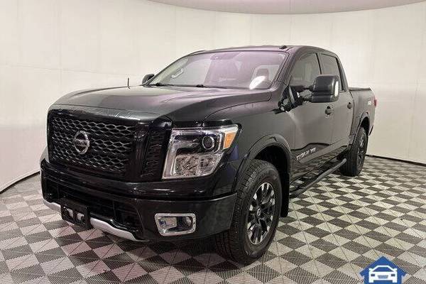 2019 Nissan Titan PRO-4X  Crew Cab