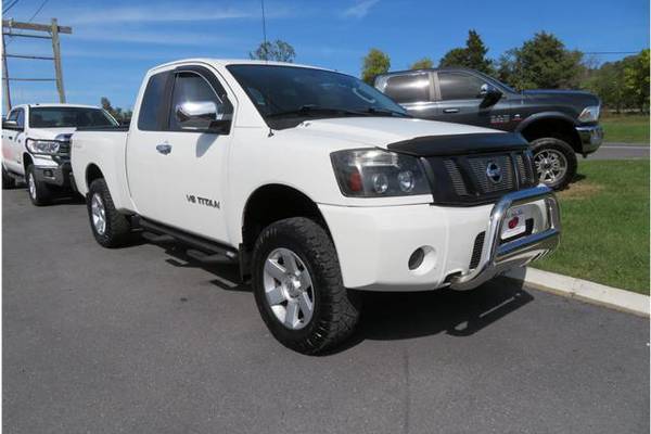 2011 Nissan Titan S  King Cab