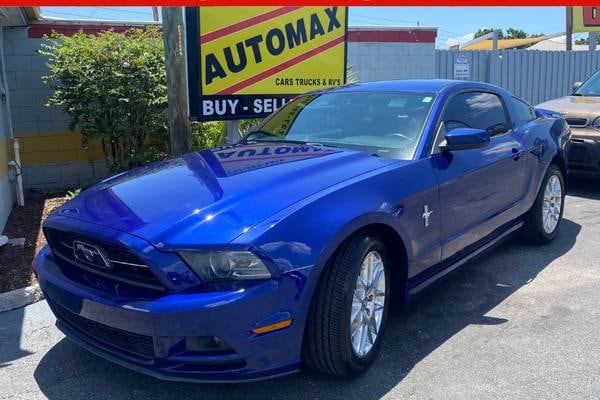 2013 Ford Mustang V6 Coupe