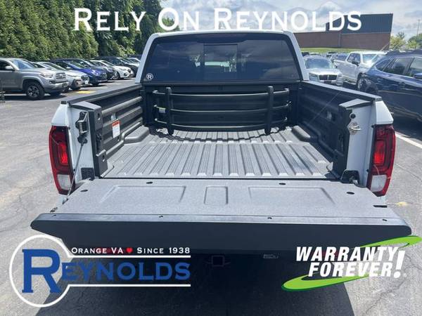 Honda Ridgeline with VIN: 5FPYK3F70LB006199