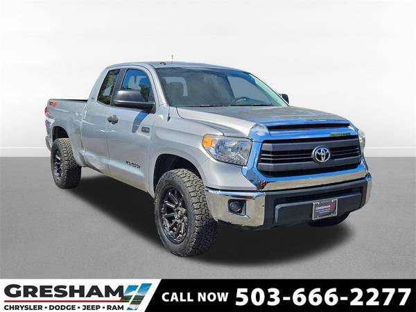 Toyota Tundra with VIN: 5TFUY5F11FX467127