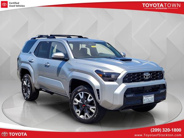 Toyota 4Runner with VIN: JTEVA5BR8S5004956