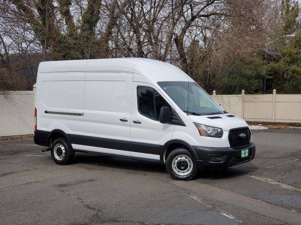 Ford Transit Cargo Van with VIN: 1FTBR1X82MKA33527