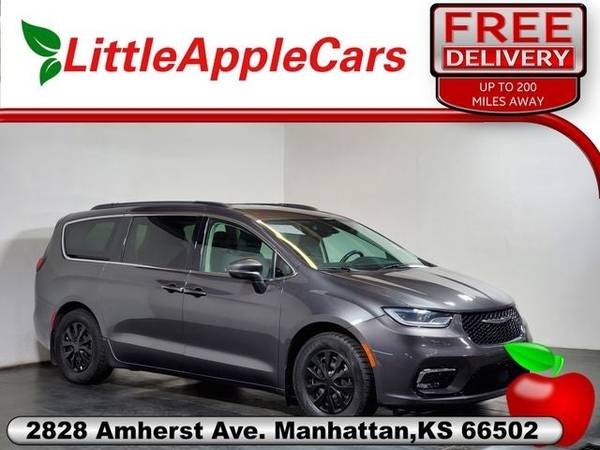 Chrysler Pacifica with VIN: 2C4RC1FG7MR509541