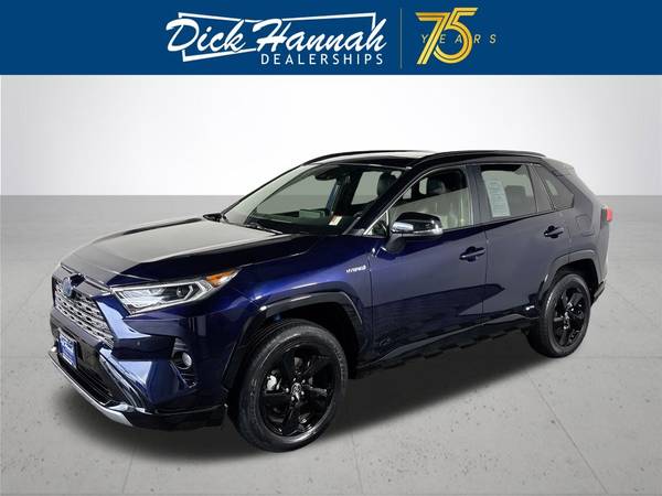 Toyota RAV4 Hybrid with VIN: JTMEWRFV5KD505054
